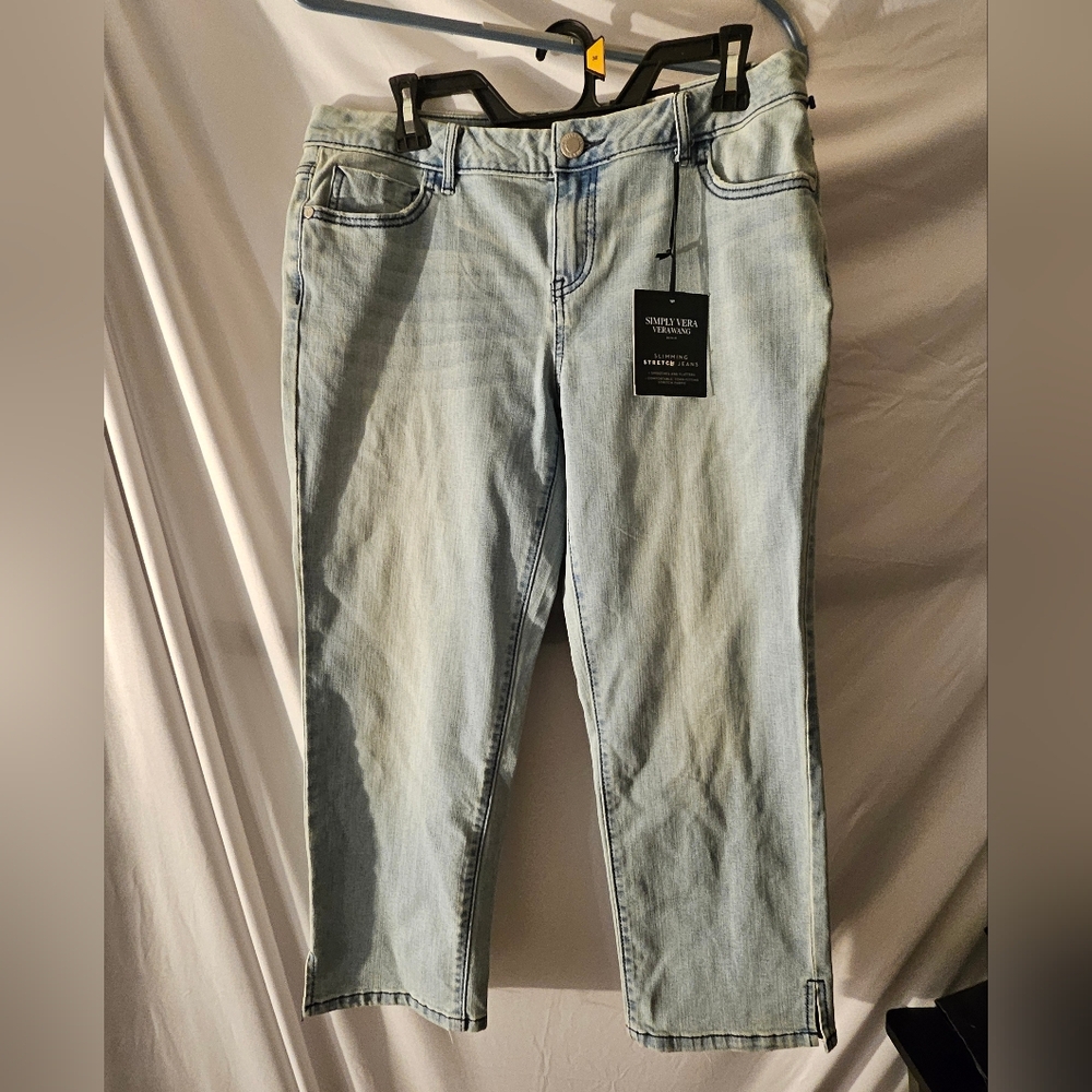 NWT Simply VeraWang Size 10‎ Mid Rise Capri Slimming Stretch